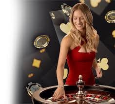 Tampilan meja Texas Poker standar hoki365 dengan kartu, tombol aksi, dan chip pemain yang terlihat jelas